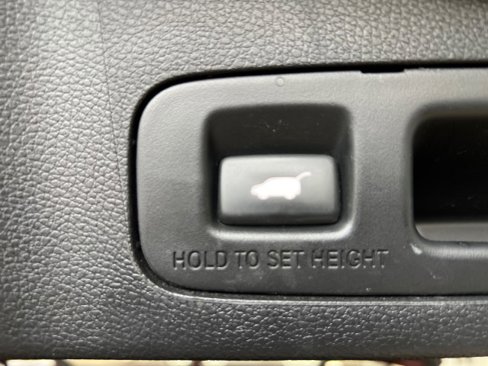 Used 2018 Honda CR-V Touring image 12