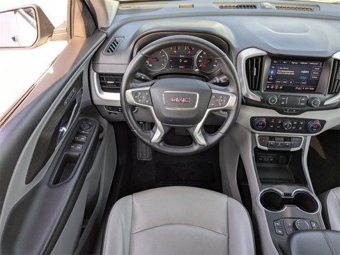 Used 2023 GMC Terrain SLT image 16
