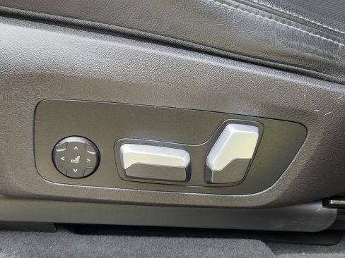 Used 2022 BMW X3 sDrive30i w/ Premium Package 2 image 11