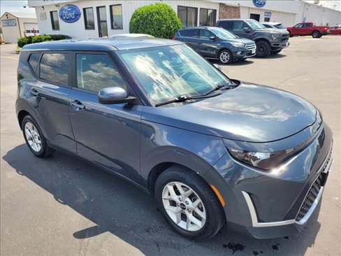 Used 2024 Kia Soul LX w/ Option Group 015 image 3
