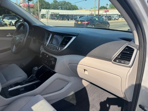 Used 2018 Hyundai Tucson Value image 33