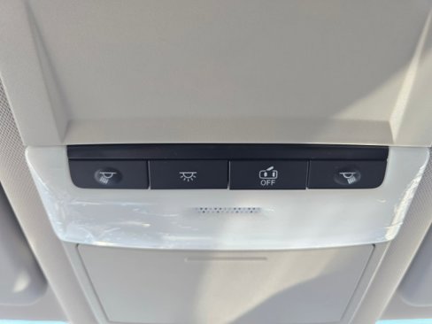 New 2025 Nissan Rogue S image 36