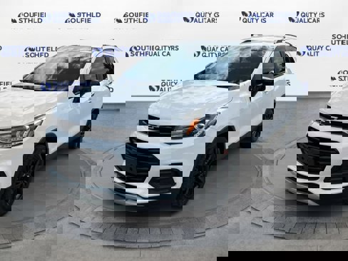 Used 2020 Chevrolet Trax LT w/ Redline Edition image 2