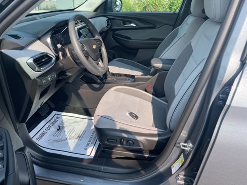 Used 2021 Chevrolet TrailBlazer LT w/ Convenience Package image 17