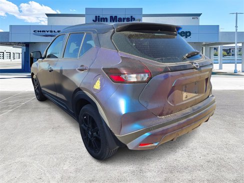 Used 2023 Nissan Kicks SR image 4