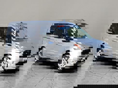 Used 2020 Ford Transit Connect XLT image 1