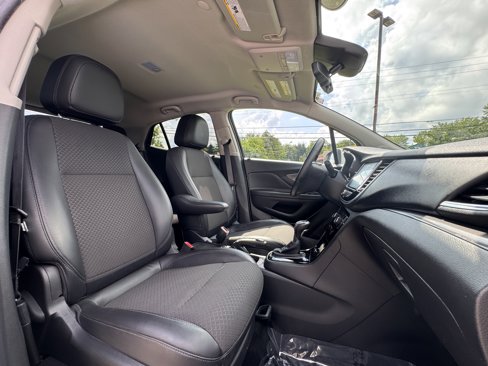 Used 2020 Buick Encore Preferred w/ Safety Package image 16