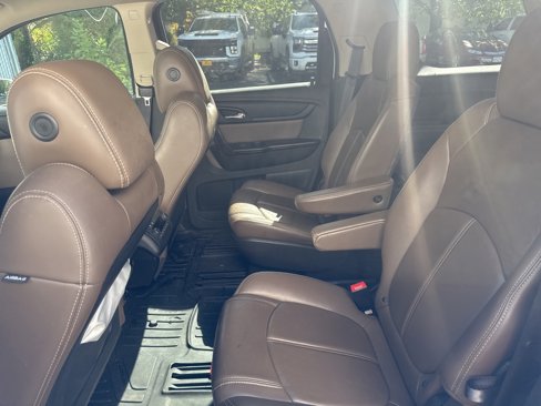 Used 2016 GMC Acadia SLT image 15