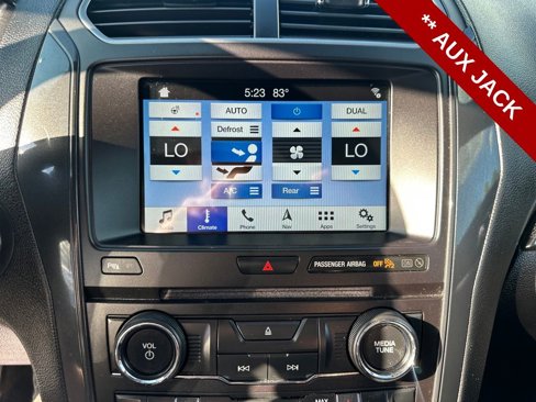 Used 2018 Ford Explorer XLT w/ Equipment Group 202A image 22
