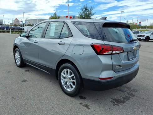 Used 2023 Chevrolet Equinox LS w/ Driver Confidence II Package image 3