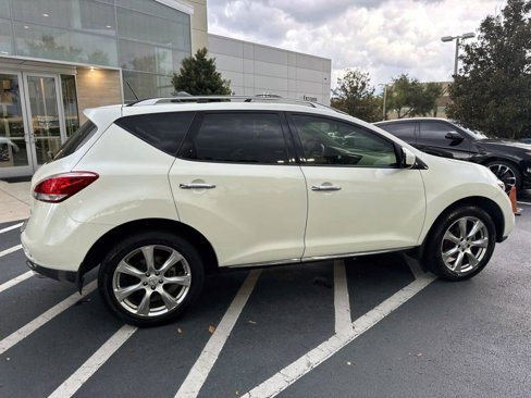Used 2012 Nissan Murano LE w/ Platinum Pkg image 2
