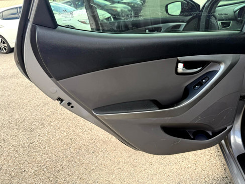 Used 2014 Hyundai Elantra Limited image 15