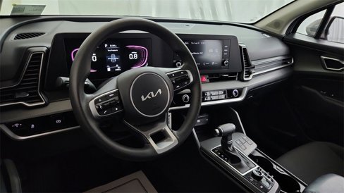 Used 2024 Kia Sportage LX image 15