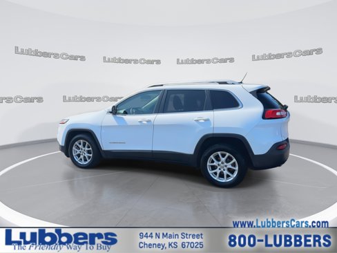 Used 2018 Jeep Cherokee Latitude w/ Mobile Office Group image 6