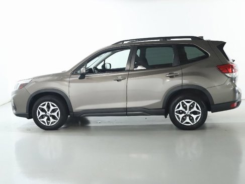 Used 2020 Subaru Forester Premium image 41