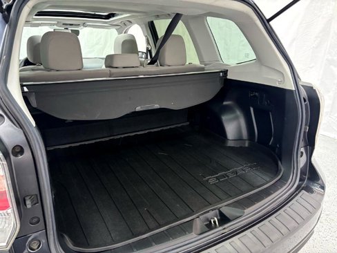 Used 2017 Subaru Forester 2.5i Premium w/ All-Weather Package image 29