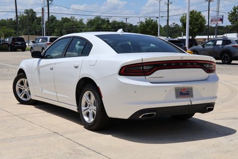 Used 2023 Dodge Charger SXT image 2