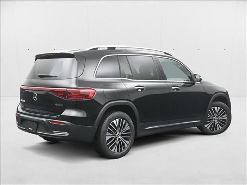 New 2025 Mercedes-Benz EQB 300 4MATIC image 2