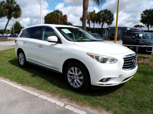 Used 2013 INFINITI JX35 FWD w/ Premium Pkg image 2