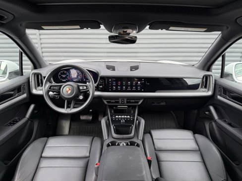 Certified 2024 Porsche Cayenne image 15