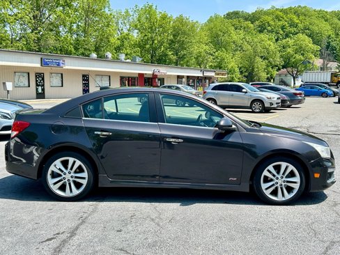 Used 2015 Chevrolet Cruze LTZ w/ Sun, Sound and Sport Package image 9