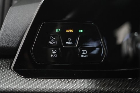 Used 2023 Volkswagen Golf R image 29