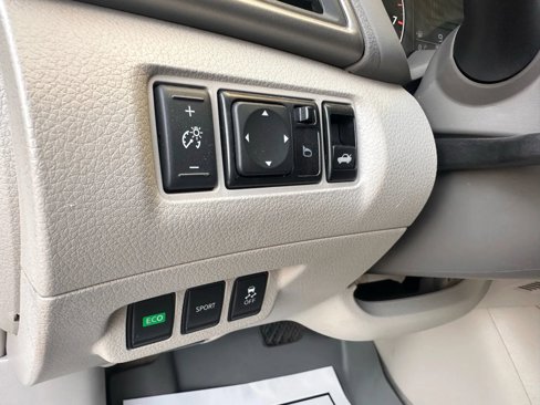 Used 2014 Nissan Sentra S image 15