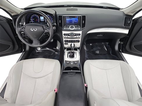 Used 2014 INFINITI Q60 Convertible w/ Sport Package image 11