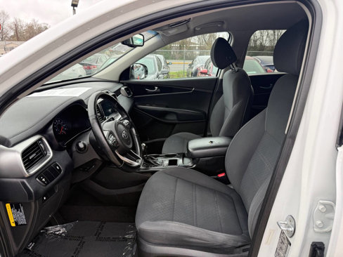 Used 2018 Kia Sorento FWD image 8