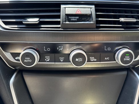 Certified 2020 Honda Accord Hybrid image 25