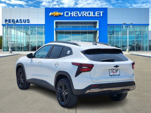 New 2025 Chevrolet Trax ACTIV w/ Driver Confidence Package image 4