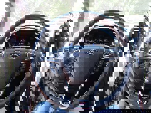 Certified 2022 Ford Edge ST w/ Equipment Group 401A image 25