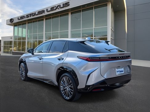 Used 2023 Lexus RZ 450e Premium image 5