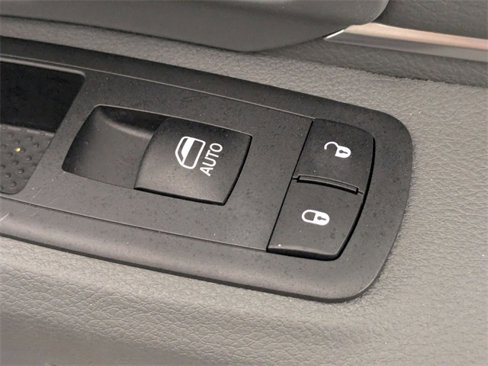 Used 2019 RAM 1500 Classic Warlock w/ Electronics Group image 33