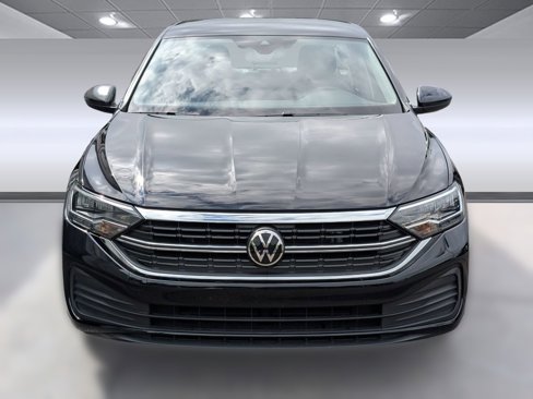 Used 2024 Volkswagen Jetta SE image 6