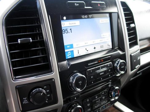 Used 2017 Ford F150 Lariat image 24