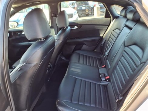 Used 2024 Kia Forte GT-Line w/ GT-Line Premium Package image 16