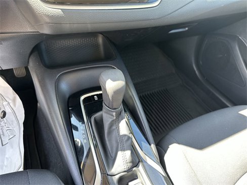 Used 2022 Toyota Corolla LE image 20