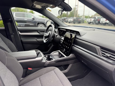 Used 2025 GMC Terrain Elevation image 10