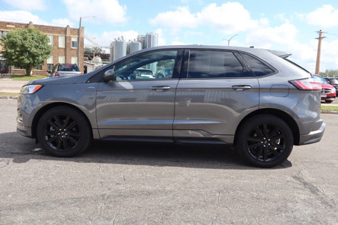 Used 2022 Ford Edge ST-Line w/ Class II Trailer Tow Package image 8