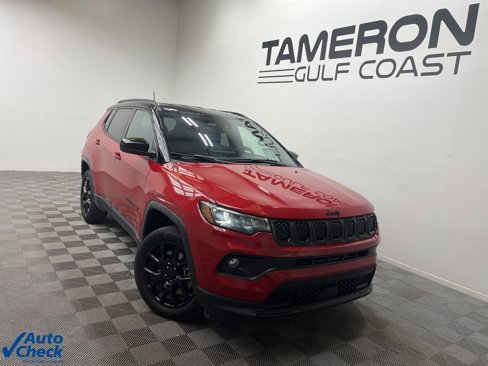 Used 2024 Jeep Compass Latitude w/ Convenience Group image 1