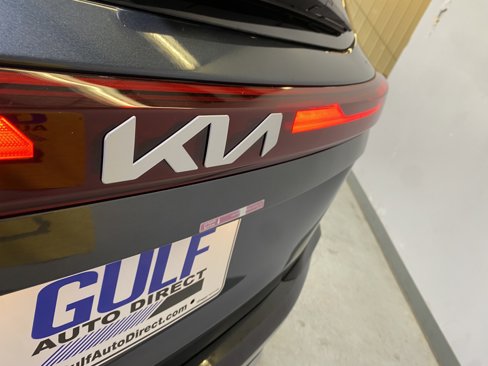 Used 2024 Kia Seltos SX w/ SX Sunroof Package image 16