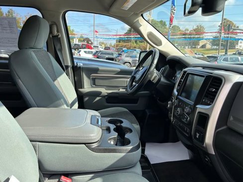 Certified 2017 RAM 1500 Big Horn image 23