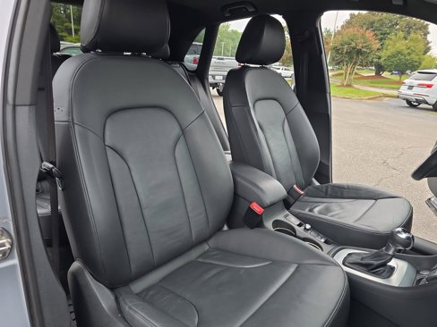 Used 2018 Audi Q3 2.0T Premium w/ Convenience Package image 10