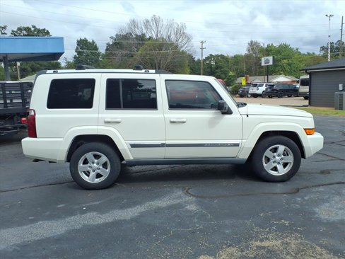 Used 2008 Jeep Commander Limited w/ Quadra-Drive II 4X4 Group image 2