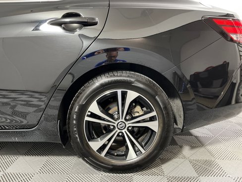 Used 2023 Nissan Sentra SV image 18