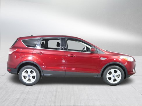 Used 2015 Ford Escape SE image 8
