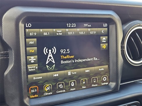 Used 2021 Jeep Wrangler Unlimited Sahara w/ Dual Top Group image 30
