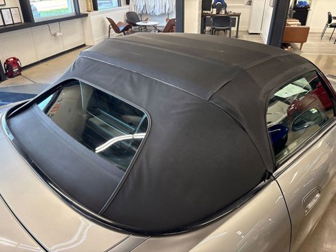Used 2005 Honda S2000 image 44