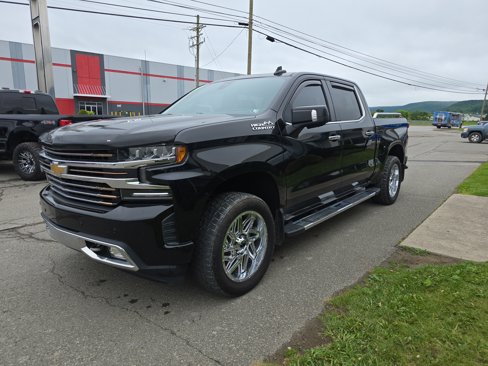 Used 2019 Chevrolet Silverado 1500 High Country w/ Technology Package image 8